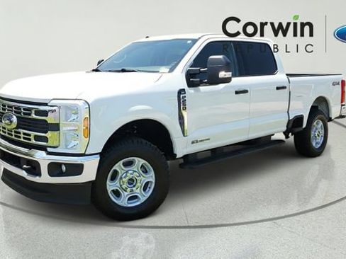 Certified 2025 Ford F250 XLT AWD/4WD image 1