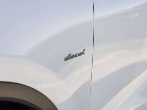 Used 2013 Porsche Cayenne Diesel AWD/4WD image 19