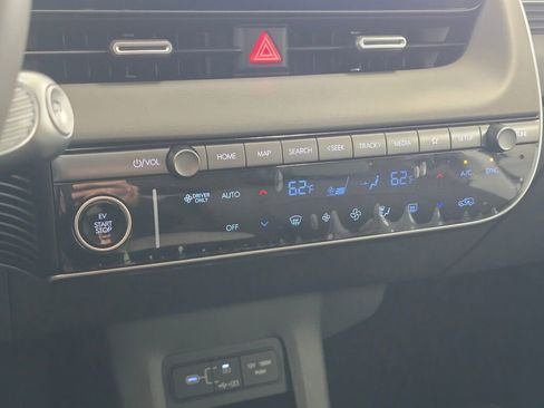 New 2025 Hyundai Ioniq 5 SEL image 25