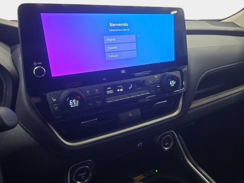 Used 2024 Toyota Grand Highlander AWD Hybrid image 18