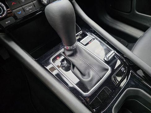 New 2026 Jeep Compass Limited image 13