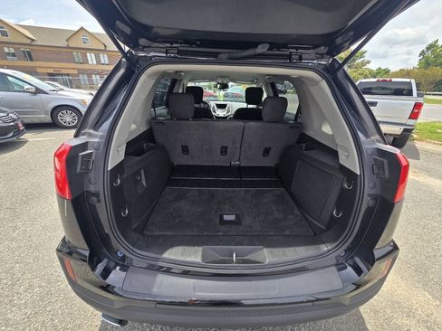 Used 2017 GMC Terrain SLE FWD image 24