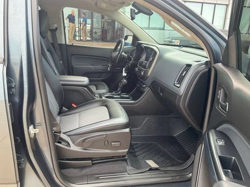 Used 2020 Chevrolet Colorado Z71 AWD/4WD image 32