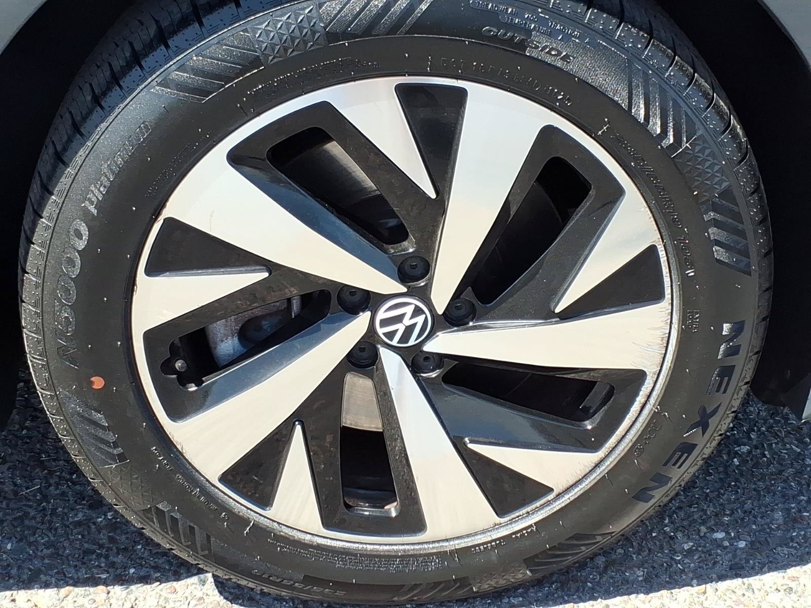 Certified 2023 Volkswagen ID.4 Pro RWD image 9