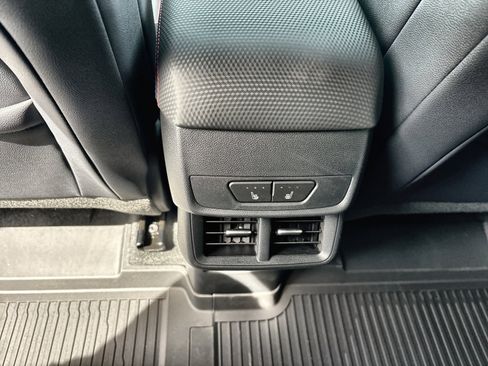 New 2026 Chevrolet Equinox RS AWD/4WD image 32