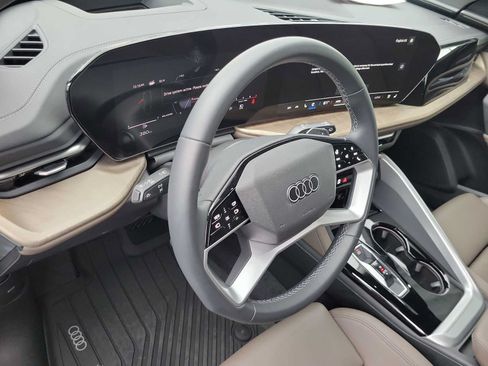 Certified 2025 Audi Q5 Premium Plus AWD/4WD image 21