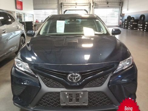 Used 2020 Toyota Camry SE AWD/4WD image 1