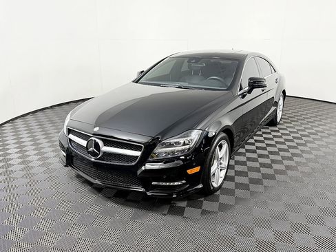 Used 2014 Mercedes-Benz CLS 550 4MATIC image 2