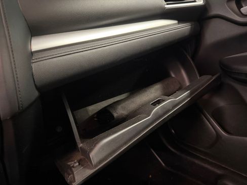 Used 2015 Honda Fit EX image 38