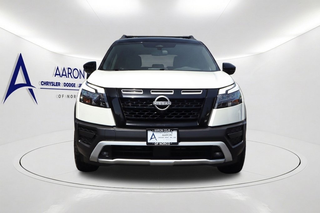 Used 2024 Nissan Pathfinder Rock Creek AWD/4WD image 3