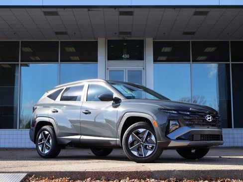 New 2026 Hyundai Tucson SEL image 2