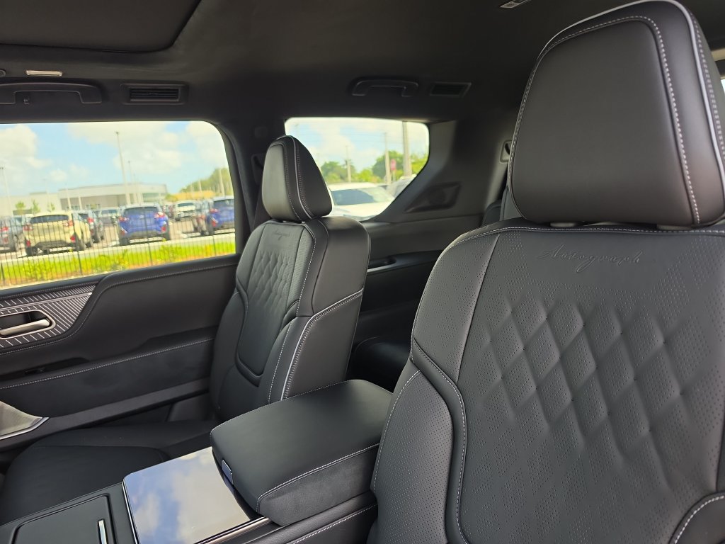 New 2027 INFINITI QX80 Autograph w/ Premium Cargo Package AWD/4WD image 12