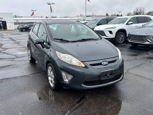 Used 2011 Ford Fiesta SES w/ 301A Rapid Spec Order Code image 3