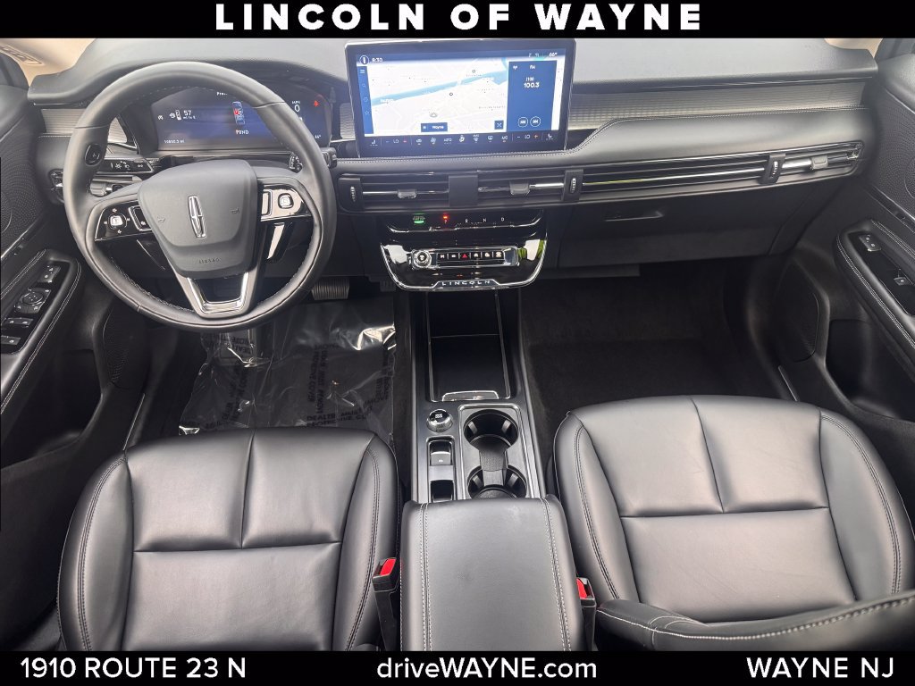 Certified 2024 Lincoln Corsair AWD image 23