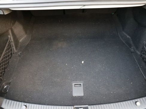 Used 2016 Mercedes-Benz C 300 Sedan image 24