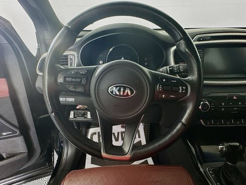 Used 2016 Kia Sorento SX w/ SXL Technology Package AWD/4WD image 11