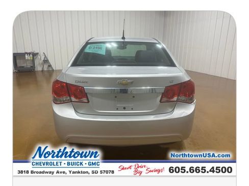 Used 2014 Chevrolet Cruze LT FWD image 4