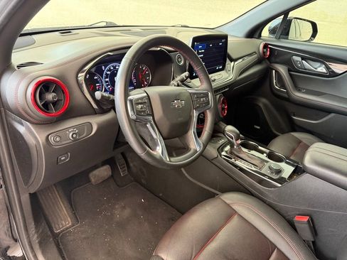 Used 2023 Chevrolet Blazer RS w/ Enhanced Convenience Package FWD image 11