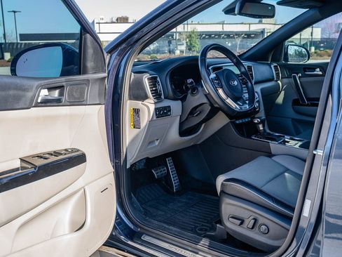 Used 2022 Kia Sportage SX image 17