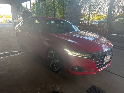 Used 2021 Honda Accord Sport Special Edition image 2