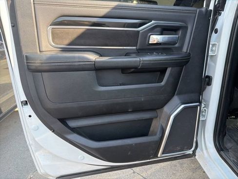 Used 2022 RAM 2500 Laramie AWD/4WD image 39