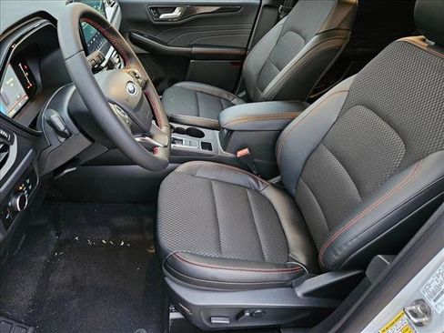 New 2026 Ford Escape ST-Line w/ Tech Pack #1 FWD image 4