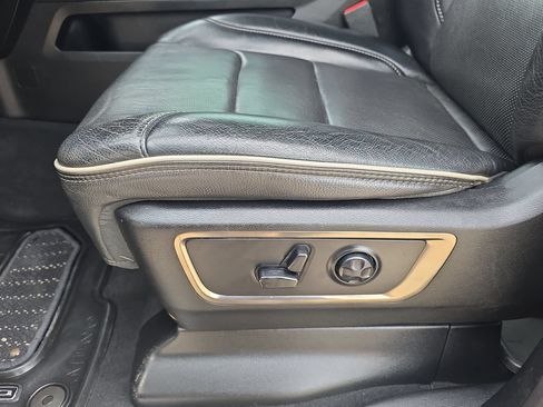 Used 2019 RAM 1500 Limited AWD/4WD image 29