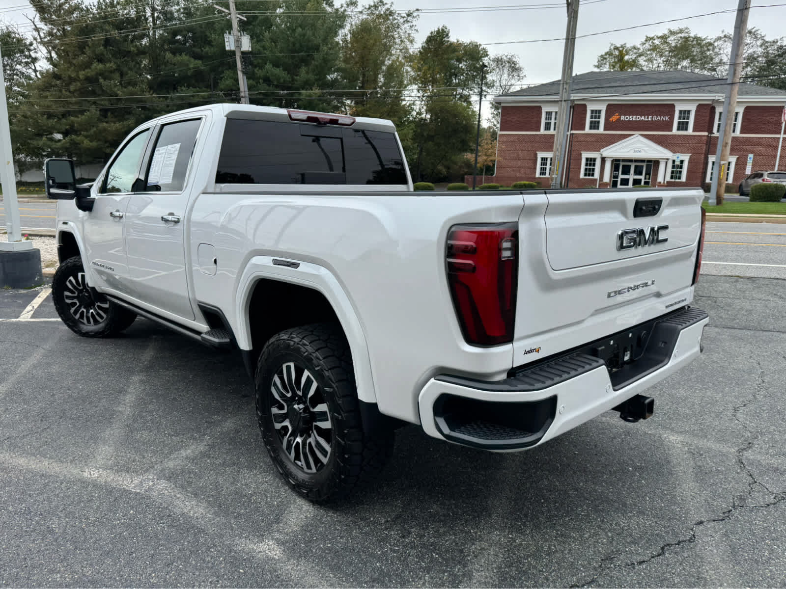 Used 2024 GMC Sierra 2500 Denali Ultimate w/ Max Trailering Package AWD/4WD image 4