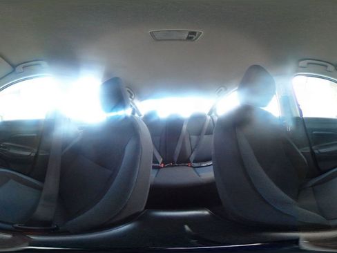 Used 2025 Nissan Versa SV image 42