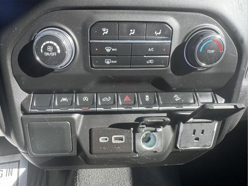 Used 2022 Chevrolet Silverado 1500 Custom Trail Boss image 26