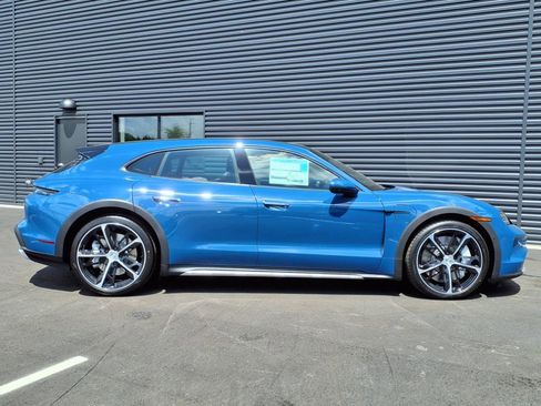 New 2025 Porsche Taycan 4 Cross Turismo image 29