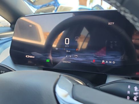 Used 2024 Chevrolet Equinox EV LT w/ LPO, Blackout Package FWD image 12