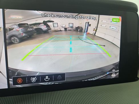 Certified 2025 Nissan Murano Platinum w/ Cargo Package image 22