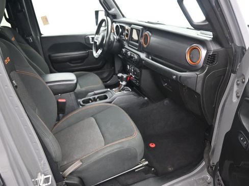Used 2021 Jeep Gladiator Mojave w/ Auxiliary Switch Group image 21
