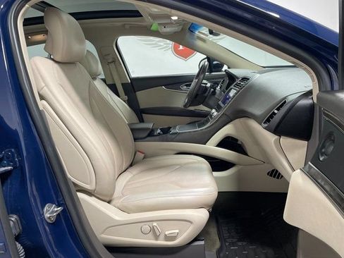 Used 2019 Lincoln Nautilus Reserve AWD/4WD image 26