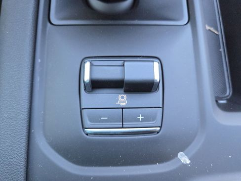 New 2026 GMC Sierra 1500 AT4 w/ AT4 Premium Package image 9