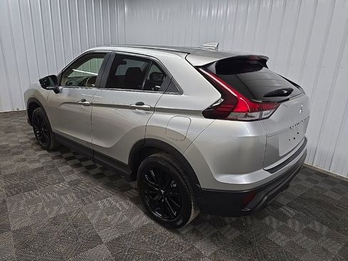 Used 2024 Mitsubishi Eclipse Cross LE AWD/4WD image 9