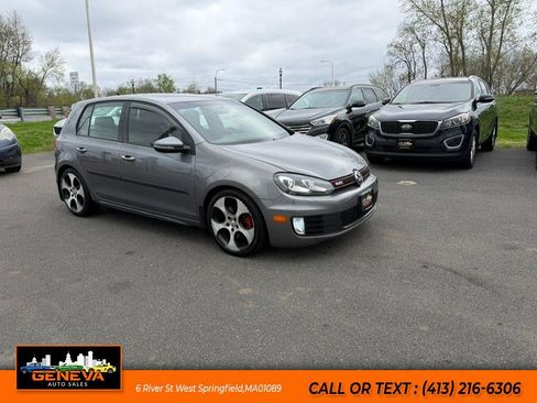 Used 2011 Volkswagen GTI 4-Door FWD image 3