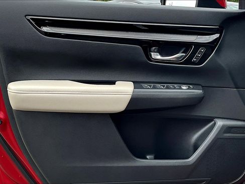 Certified 2025 Honda CR-V EX-L image 18