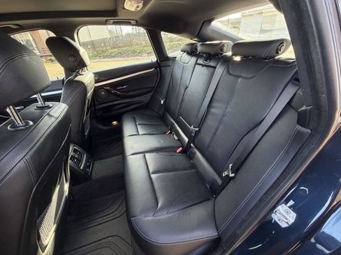 Used 2017 BMW 330i Gran Turismo xDrive image 12