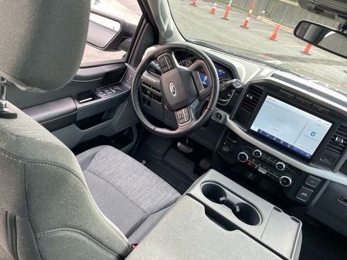 Certified 2022 Ford F150 XLT w/ Equipment Group 302A High image 21