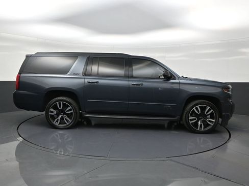 Used 2019 Chevrolet Suburban Premier AWD/4WD image 6