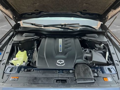 Used 2024 MAZDA CX-90 Plug-In Hybrid w/ Premium Pkg AWD/4WD image 18