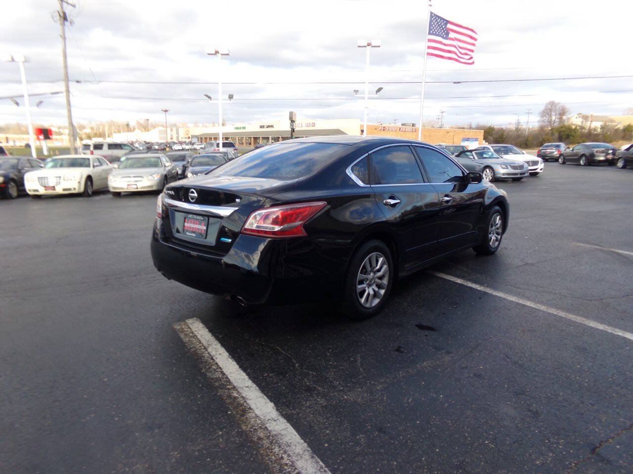 Used 2013 Nissan Altima 2.5 S FWD image 6