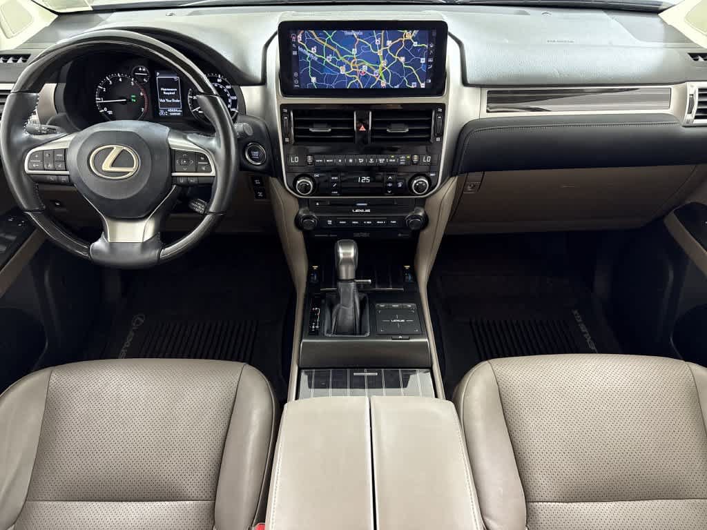 Used 2023 Lexus GX 460 Luxury w/ Sport Design Package AWD/4WD image 16