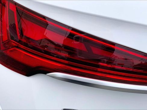 Certified 2023 Audi Q5 e Premium w/ Convenience Package image 28