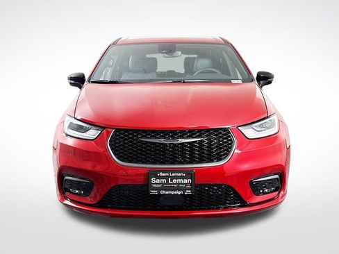 New 2026 Chrysler Pacifica Select image 2