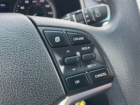 Used 2021 Hyundai Tucson SE AWD/4WD image 5