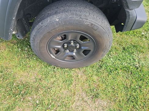 Used 2023 Jeep Wrangler Sport image 10