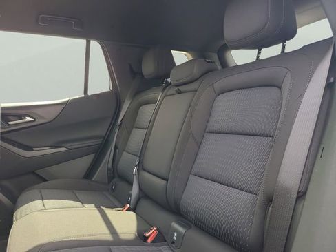 New 2026 Chevrolet Equinox LT w/ Safety and Technology Package image 8